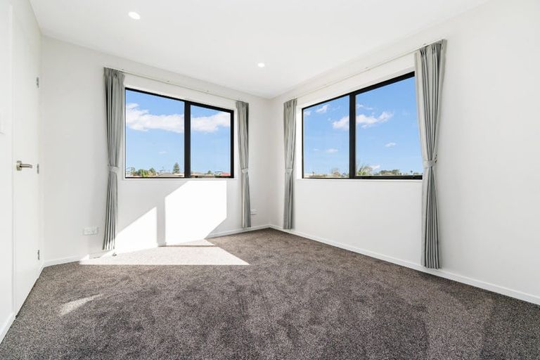 Photo of property in 8/63 Cambridge Terrace, Papatoetoe, Auckland, 2025