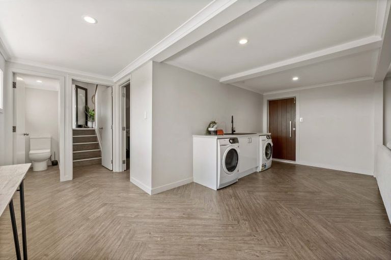 Photo of property in 2 Prospect Terrace, Pukekohe, 2120