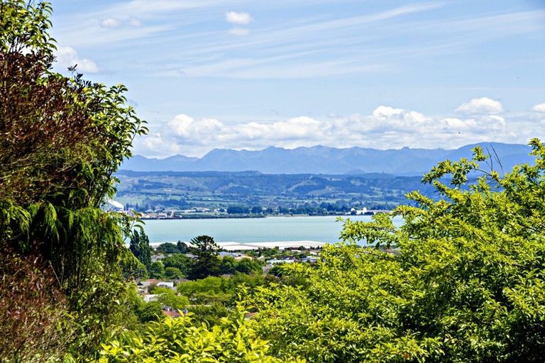 Photo of property in 12 Isel Place, Stoke, Nelson, 7011