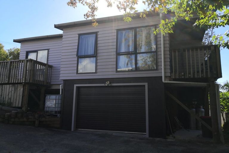 Photo of property in 49 Rua Road, Glen Eden, Auckland, 0602