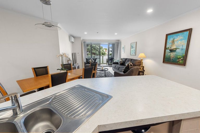 Photo of property in 6/281 Maunganui Road, Mount Maunganui, 3116