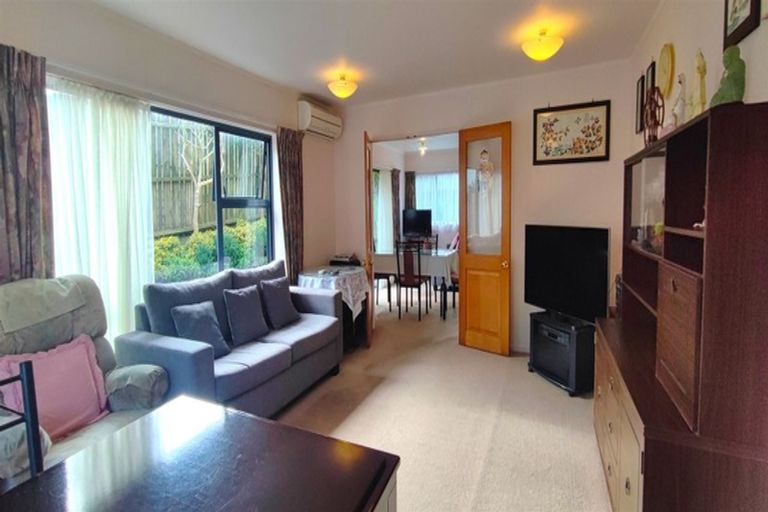 Photo of property in 84 Cortina Avenue, Johnsonville, Wellington, 6037