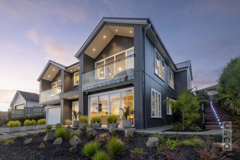 Photo of property in 61 Pitoitoi Drive, Riverhead, 0820