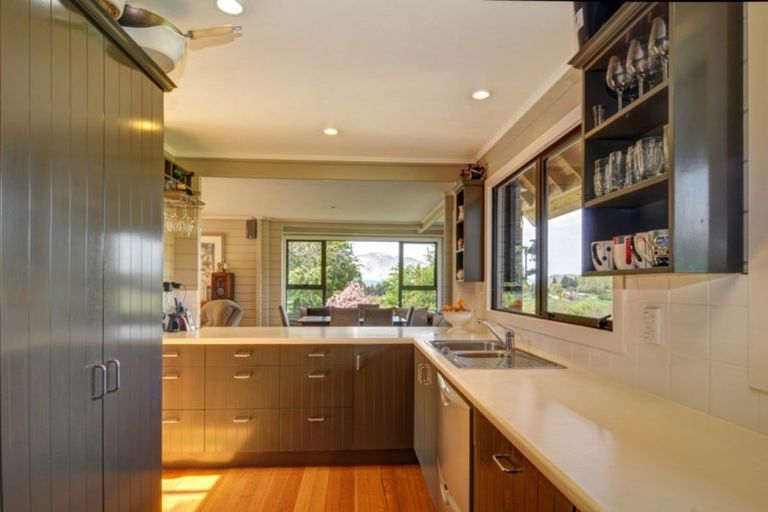 Photo of property in 58 Mountain View Road, Dalefield, Queenstown, 9371