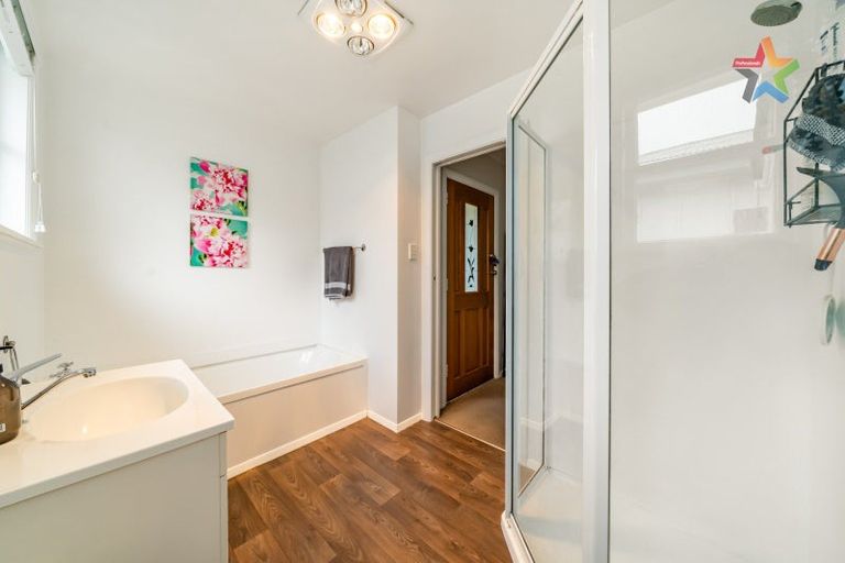 Photo of property in 1 Waldie Grove, Avalon, Lower Hutt, 5011