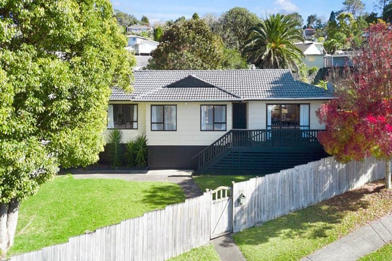 Photo of property in 26 Garton Drive, Massey, Auckland, 0614