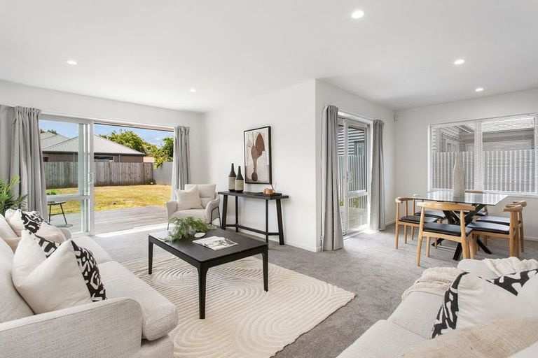 Photo of property in 17 Medway Street, Richmond, Christchurch, 8013