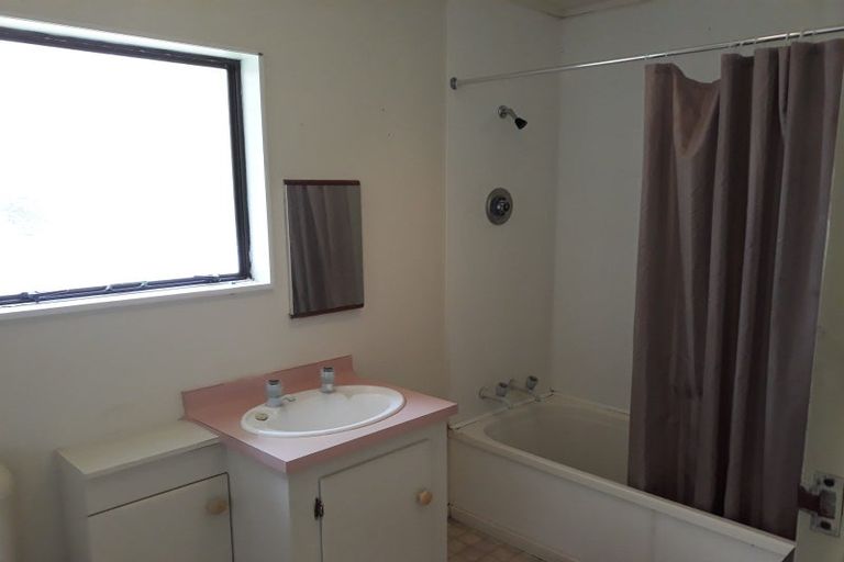 Photo of property in 71c Avenue Road, Foxton, 4814