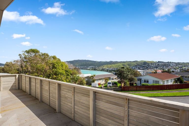 Photo of property in 23 Inlet View, Titahi Bay, Porirua, 5022