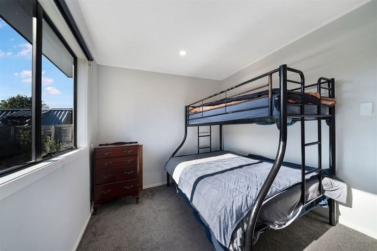 Photo of property in 174 Solar Road, Glen Eden, Auckland, 0602