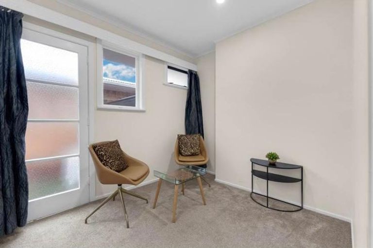 Photo of property in 1/87 Carruth Road, Papatoetoe, Auckland, 2025
