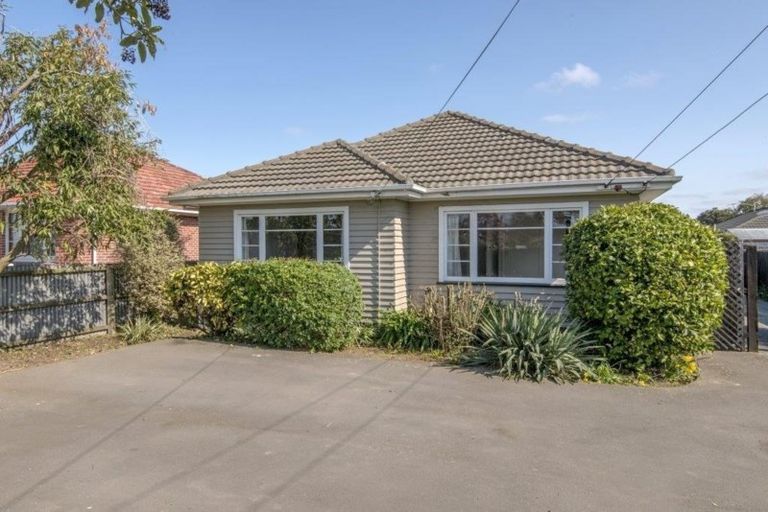 Photo of property in 75 Mahars Road, Mairehau, Christchurch, 8052