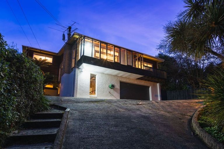 Photo of property in 15 Coach Road, Fairfield, Dunedin, 9018