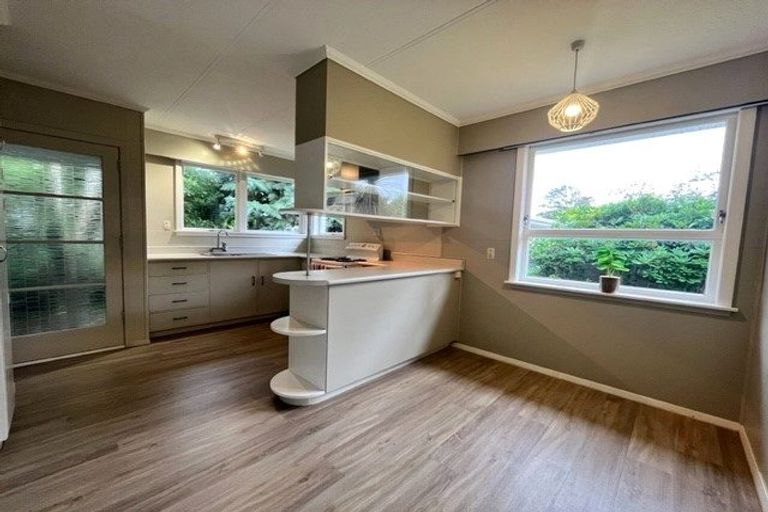 Photo of property in 1/8 Derwent Lee Grove, Epuni, Lower Hutt, 5011