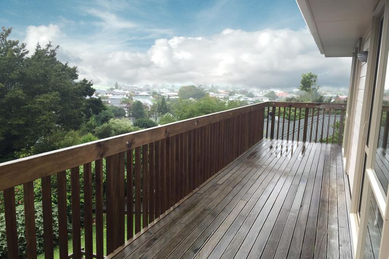 Photo of property in 13a Granfield Place, Te Kamo, Whangarei, 0112