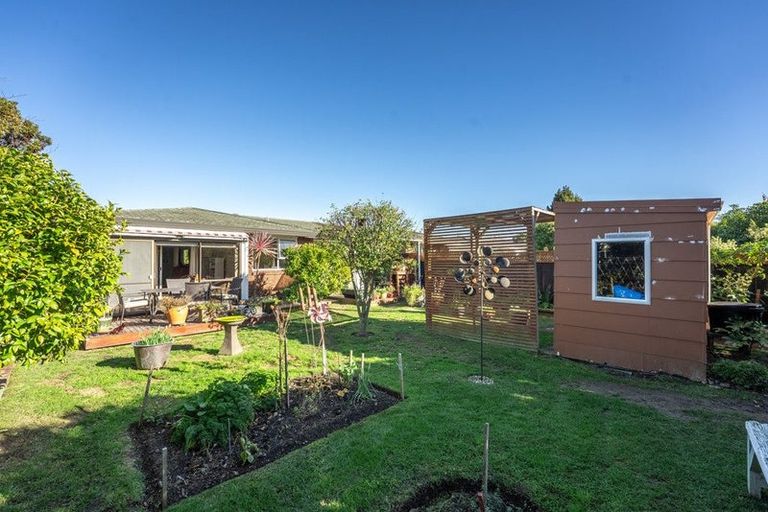 Photo of property in 29 Kapanui Road, Waikanae, 5036