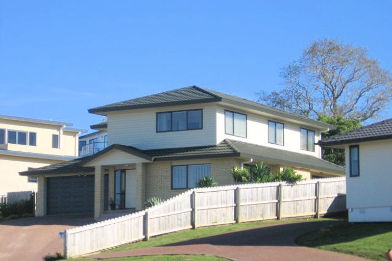 Photo of property in 18 San Carlo Court, Henderson, Auckland, 0612
