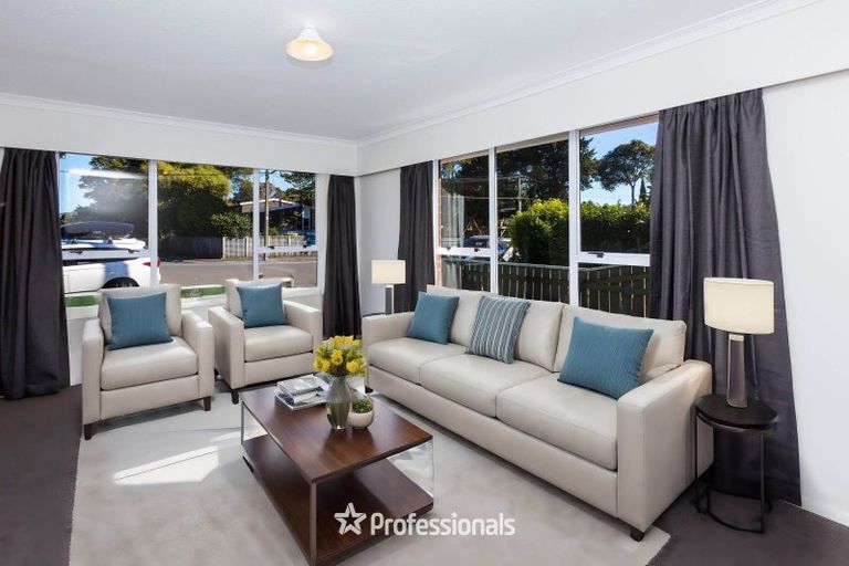 Photo of property in 13f1- Benzie Avenue, Wallaceville, Upper Hutt, 5018