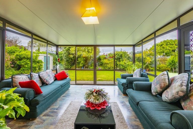 Photo of property in 56 Freyberg Avenue, Tamatea, Napier, 4112