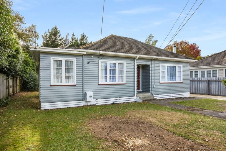 Photo of property in 32 Hyde Street, Wainuiomata, Lower Hutt, 5014