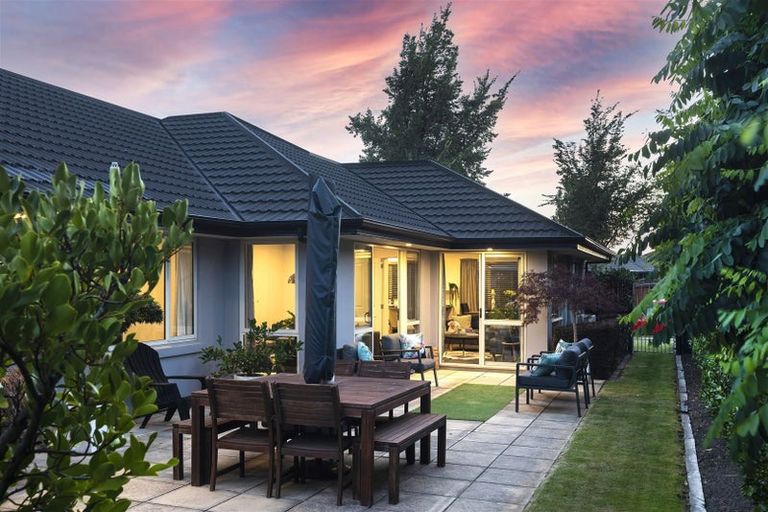 Photo of property in 14 Mounter Avenue, Northwood, Christchurch, 8051