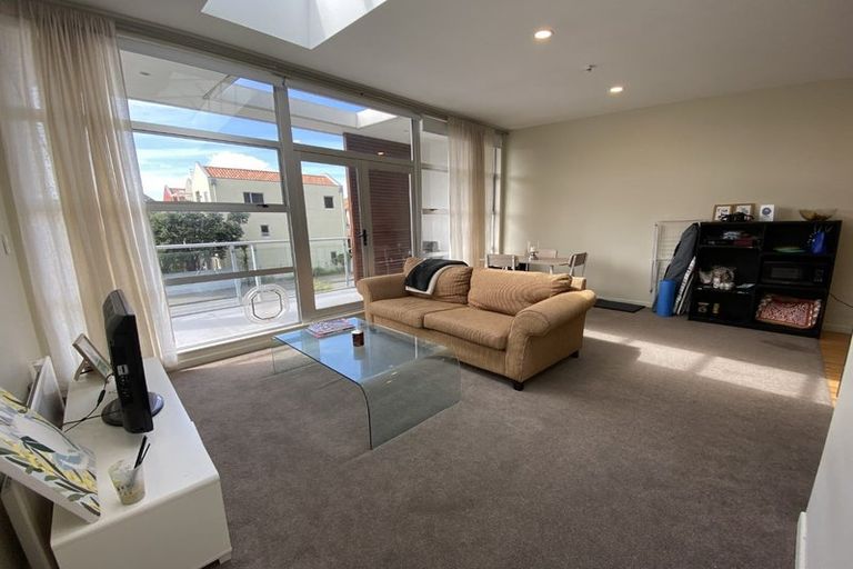 Photo of property in 306u1 Evans Bay Parade, Hataitai, Wellington, 6021
