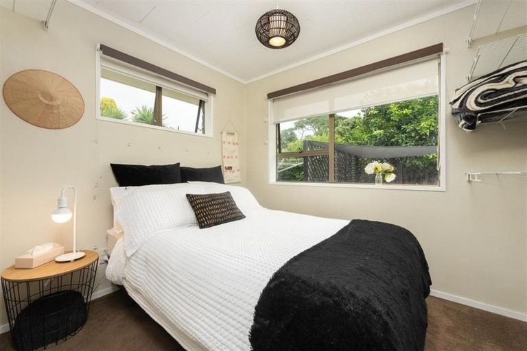 Photo of property in 2/28 Seaspray Drive, Mount Maunganui, 3116