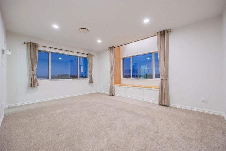 Photo of property in 65 Harvest Avenue, Orewa, 0931