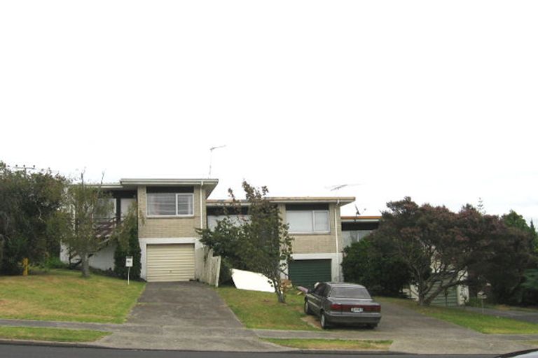 Photo of property in 2/72 Sunnybrae Road, Hillcrest, Auckland, 0627