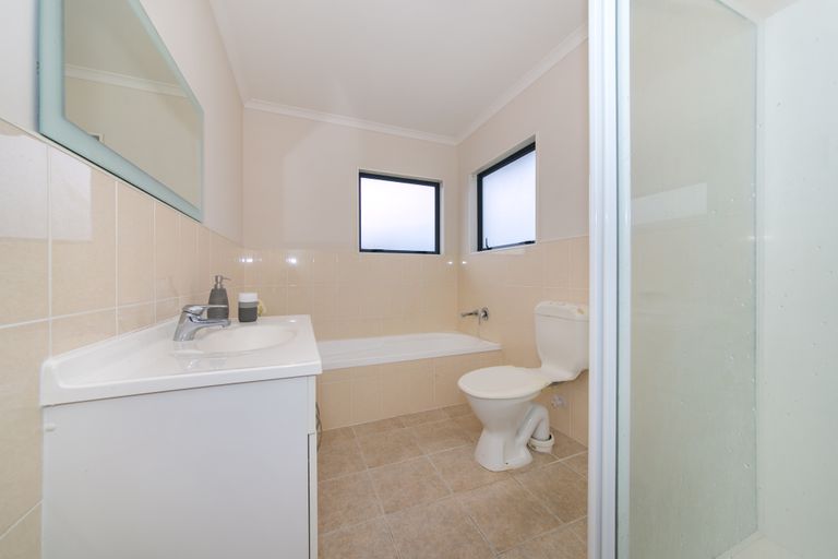 Photo of property in 80b Don Buck Road, Massey, Auckland, 0614