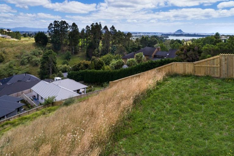 Photo of property in 41 Moira Close, Welcome Bay, Tauranga, 3175