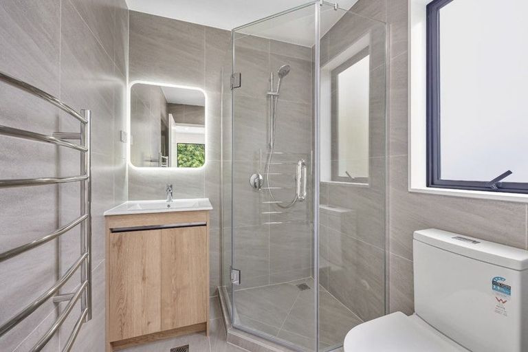 Photo of property in 345 Pakuranga Road, Pakuranga Heights, Auckland, 2010