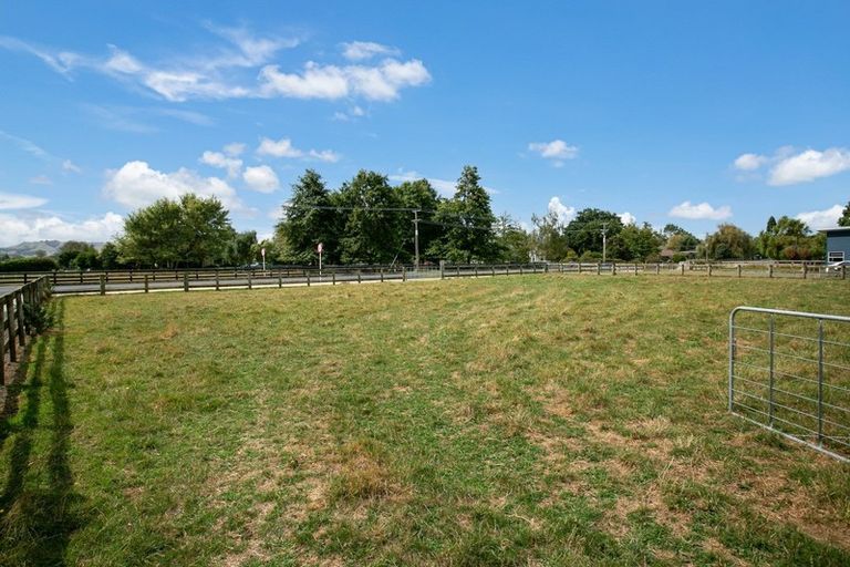 Photo of property in 57 Saint Kilda Road, Cambridge, 3434