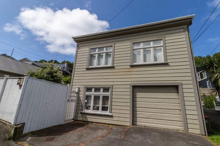 Photo of property in 117 Severn Street, Island Bay, Wellington, 6023