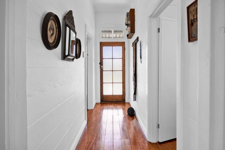 Photo of property in 53 Fox Street, Opunake, 4616