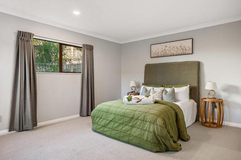 Photo of property in 90a Colwill Road, Massey, Auckland, 0614