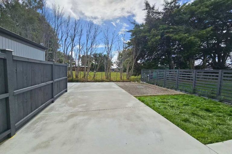 Photo of property in 3 Yellow Pear Lane, Karaka, 2578