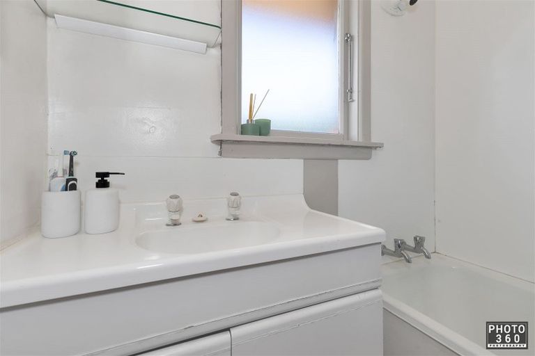 Photo of property in 23 Gregan Crescent, Burnside, Christchurch, 8053