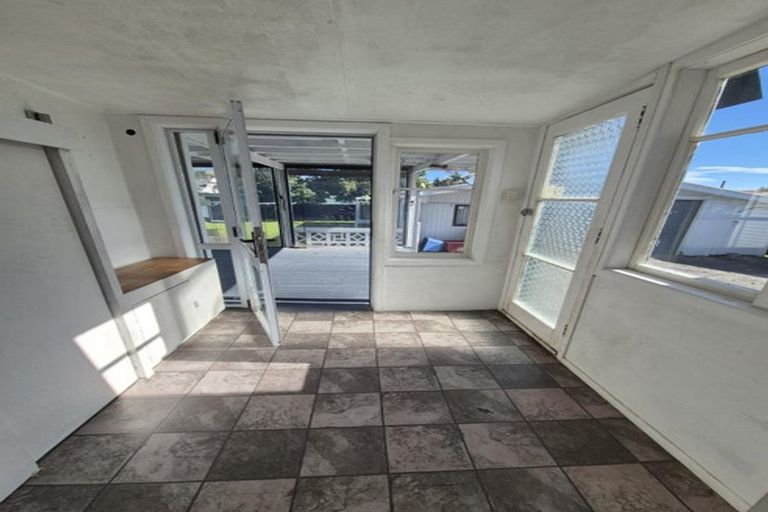 Photo of property in 64 Roslin Street, Tokoroa, 3420