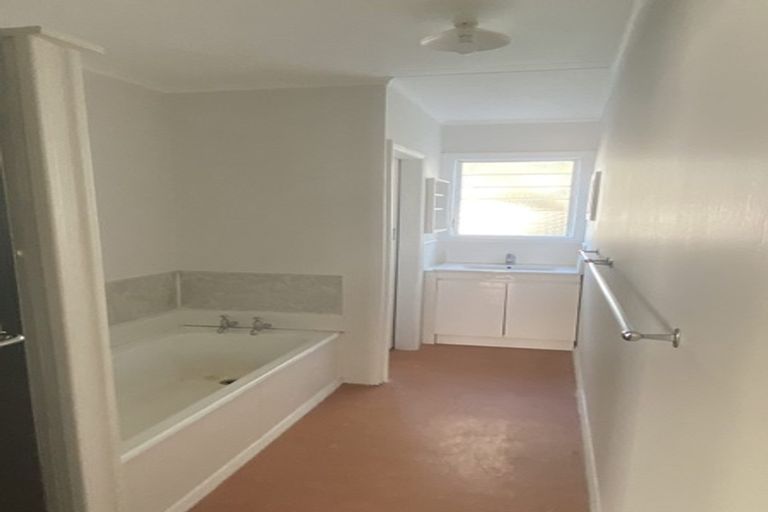 Photo of property in 1/1 Church Street, Terrace End, Palmerston North, 4410