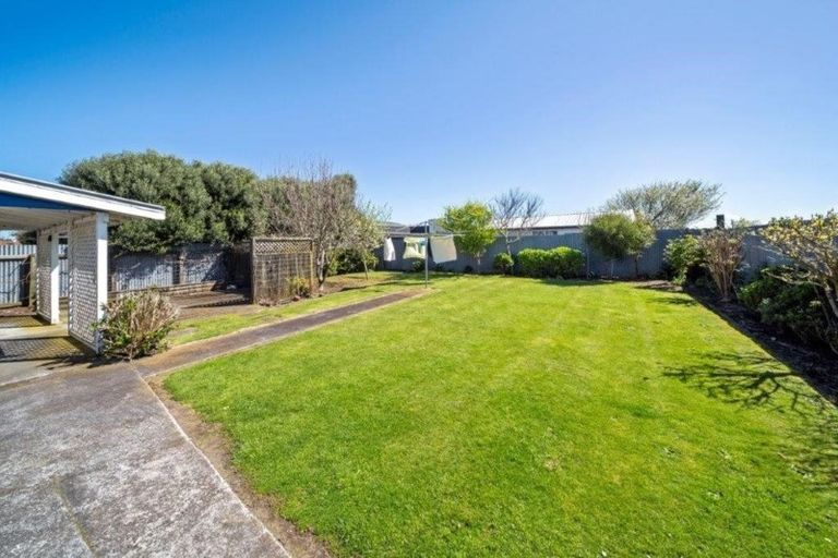 Photo of property in 25 Hunter Street, Hawera, 4610