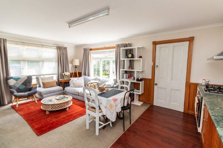 Photo of property in 117 Severn Street, Island Bay, Wellington, 6023