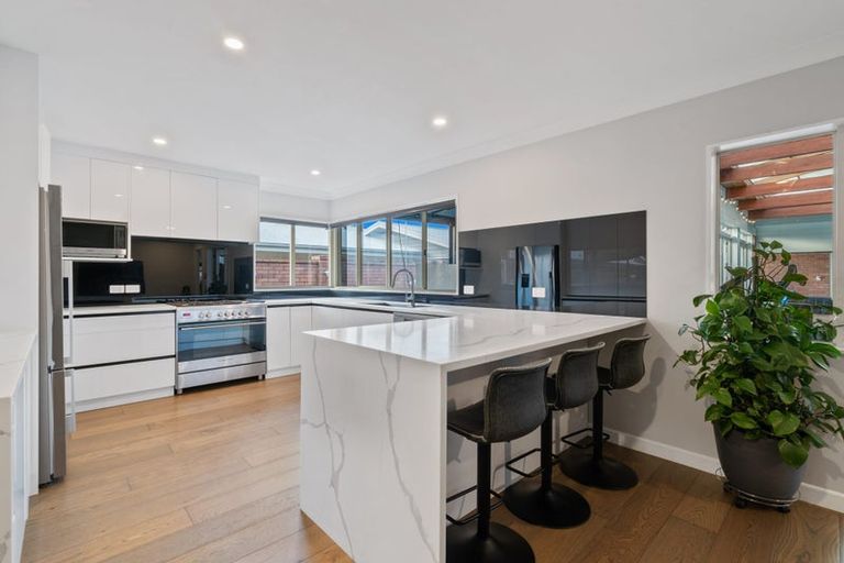 Photo of property in 27 Beach Road, Pahurehure, Papakura, 2113