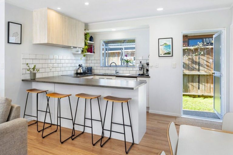 Photo of property in 10b Bayfair Drive, Mount Maunganui, 3116