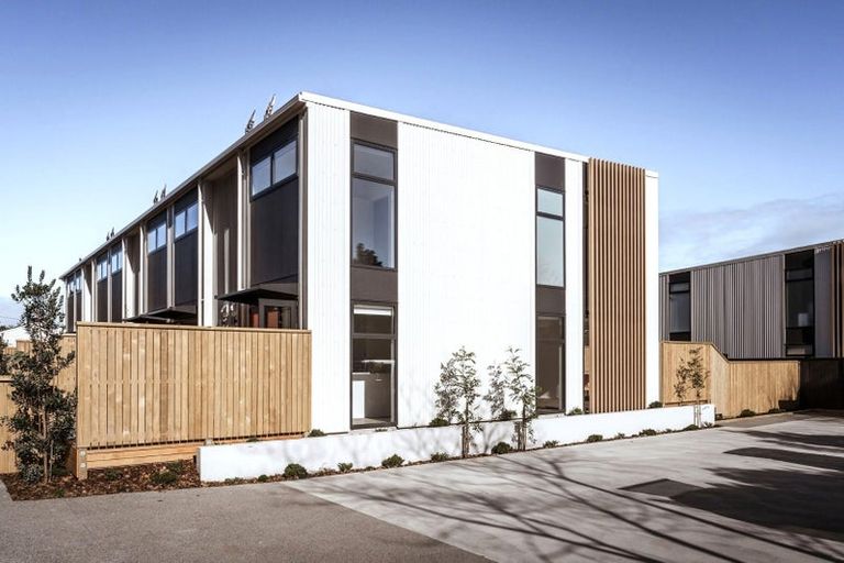 Photo of property in 7 Clayton Lane, Tauranga South, 3112