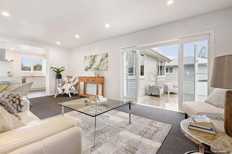 Photo of property in 45 Mcclintock Road, Massey, Auckland, 0614