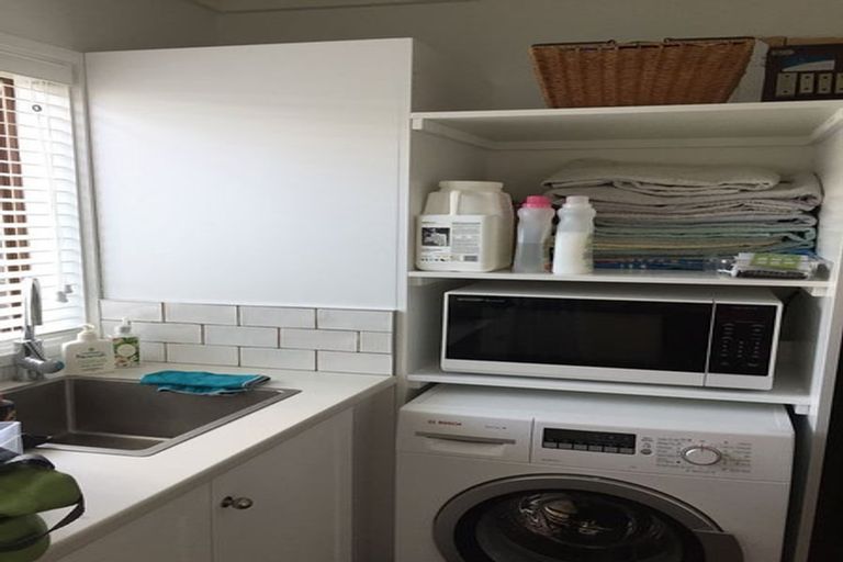 Photo of property in 2/36 Koromiko Street, New Lynn, Auckland, 0600