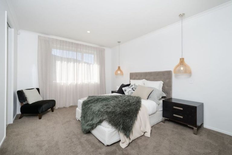 Photo of property in 7 Grove Way, Riverhead, 0820