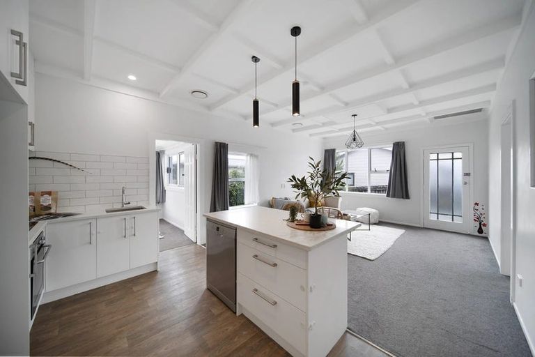 Photo of property in 7 Patience Way, Massey, Auckland, 0614