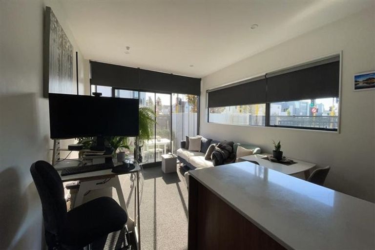 Photo of property in 16/7 Spencer Street, Addington, Christchurch, 8024